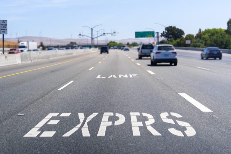 Important News: How Do RSUs Enforce Carpool Lanes to Help Traffic Flow?